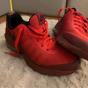 Boys Nikes